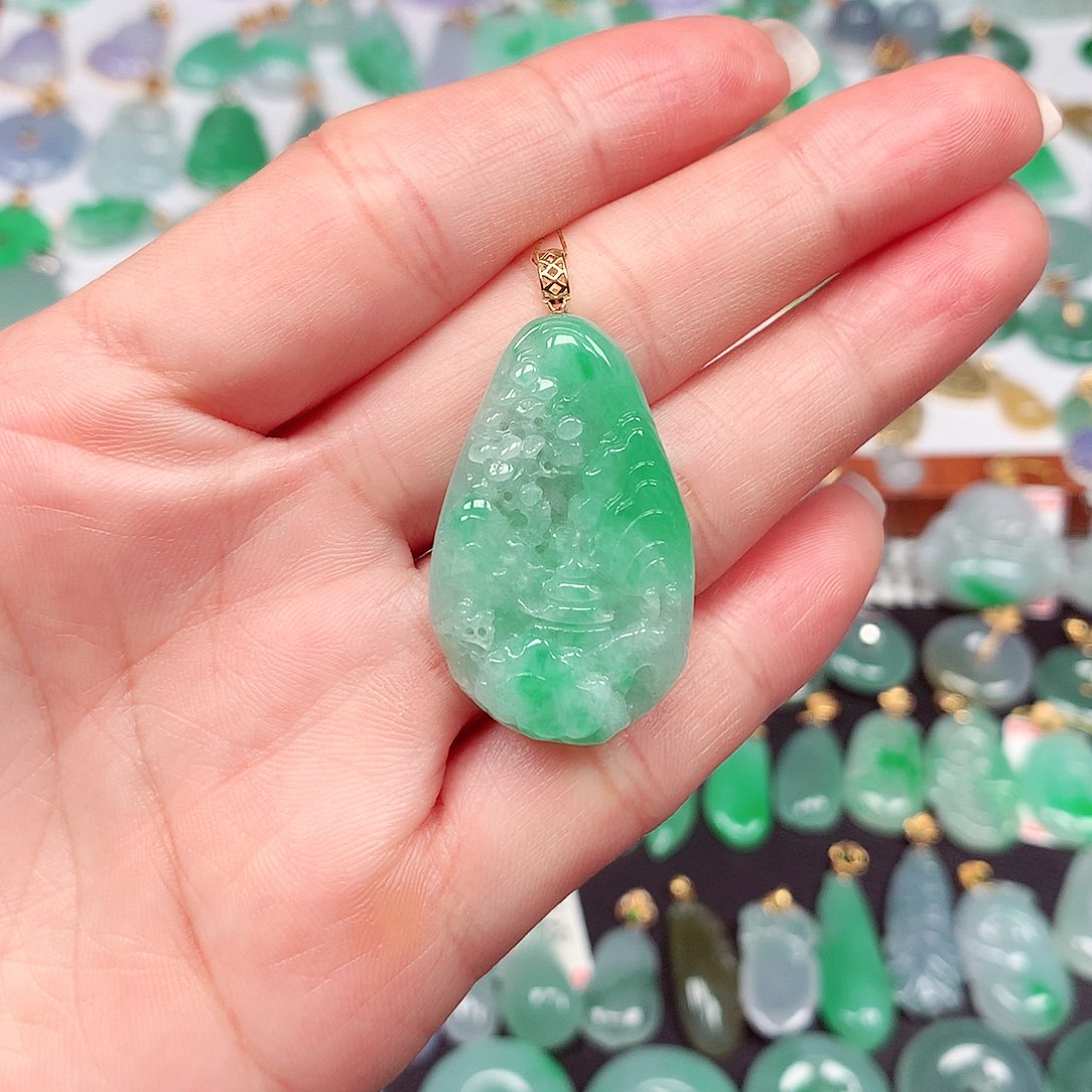 翡翠颈饰18K金镶嵌天然翡翠A货