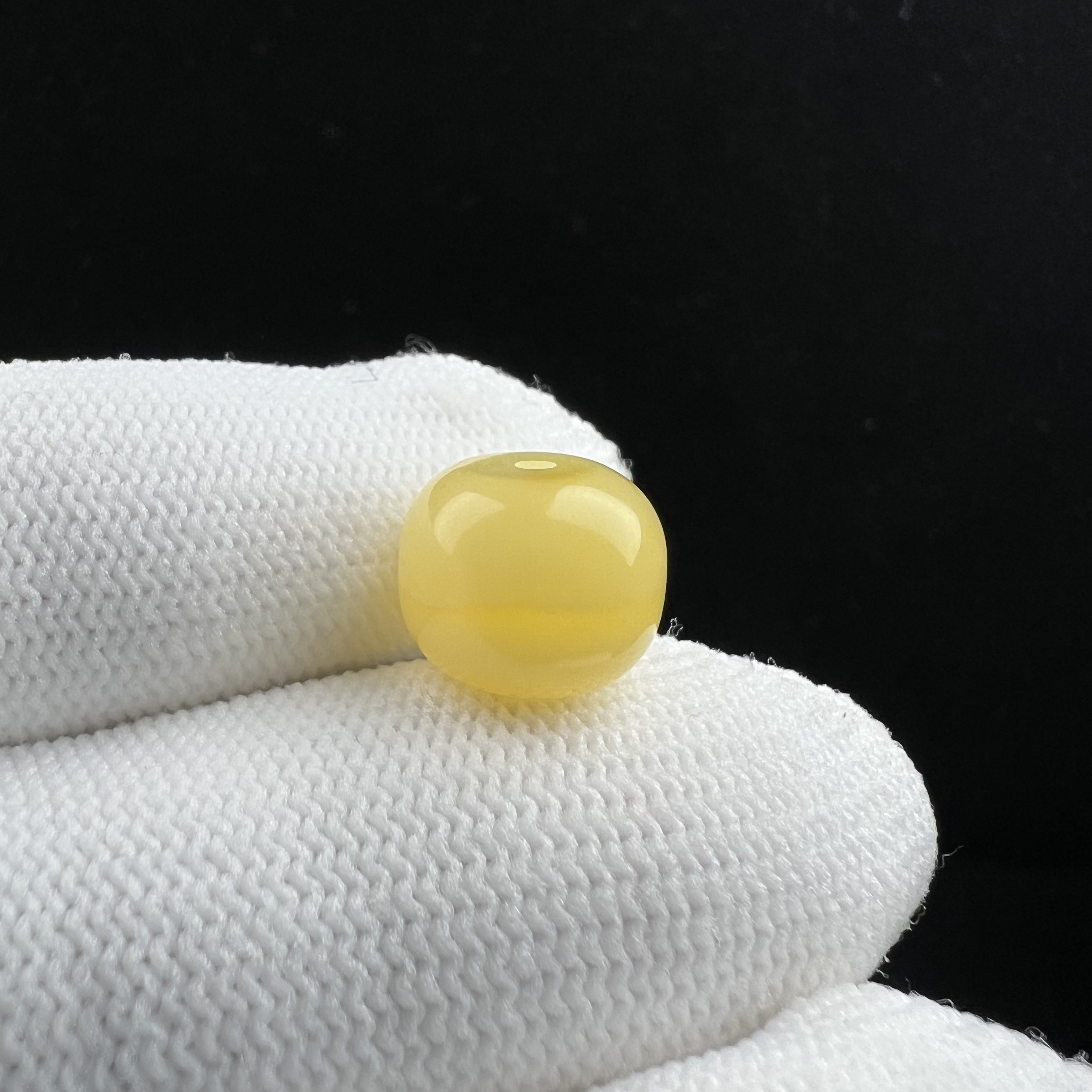 R2243天然原矿蜜蜡 满蜡墩子 12*9.8mm 支持复检假一罚四