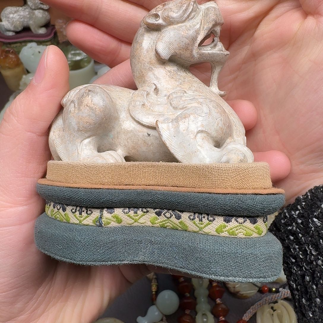 無***渡和田玉（青白玉）未镶嵌车挂