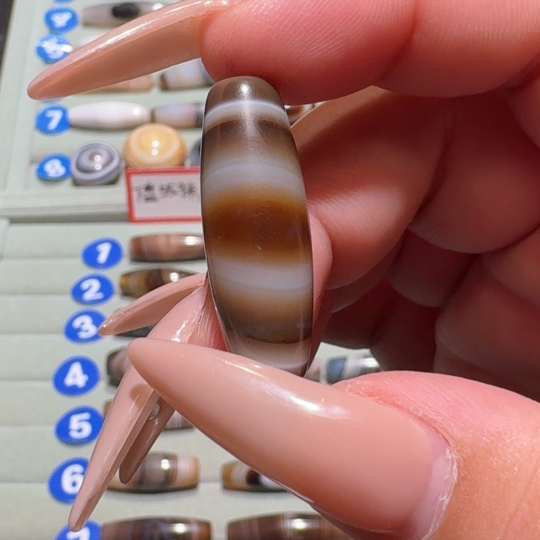 玛瑙/玉髓未镶嵌珠宝半成品