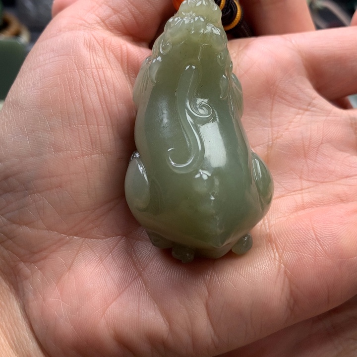 和田玉颈饰未镶嵌荼****开