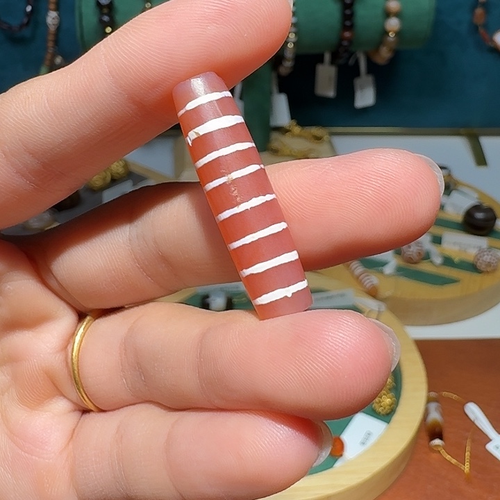 珍***王未镶嵌玛瑙/玉髓珠宝半成品8.6*33.9mm