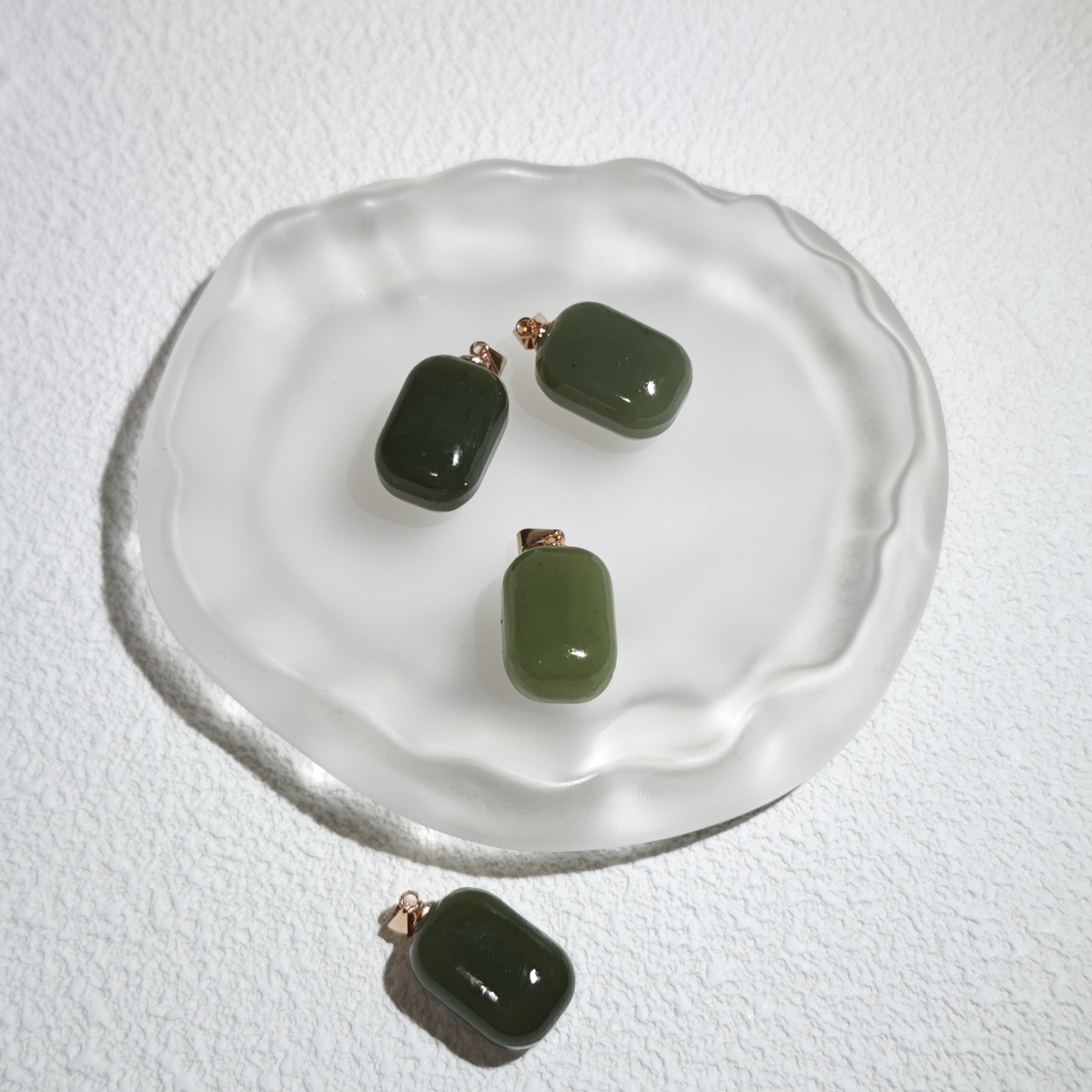 天然和田玉 胖墩墩无事牌吊坠 多样性发货 拍一发一 H497