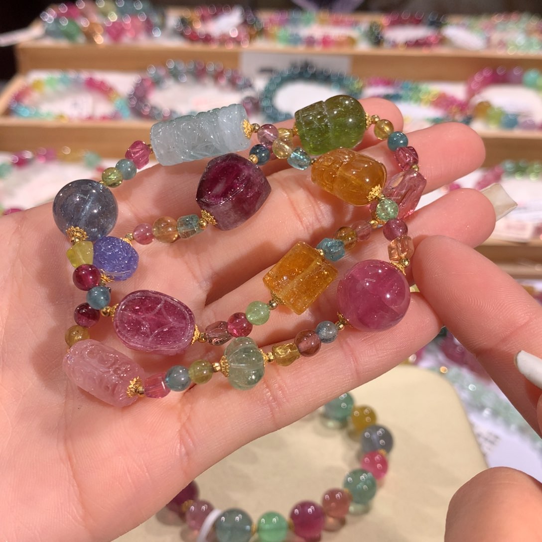 碧玺多样性发货一件未镶嵌任*瑞