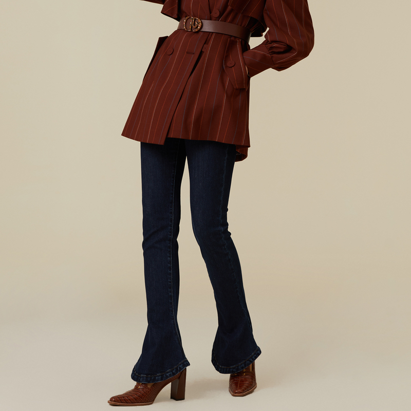 【九月专属】D63时尚单宁色经典大热的马蹄裤型牛仔裤5D3K77012