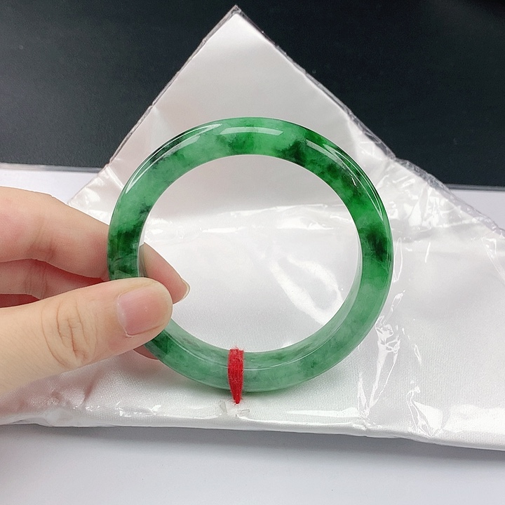 翡翠手镯未镶嵌翡翠222