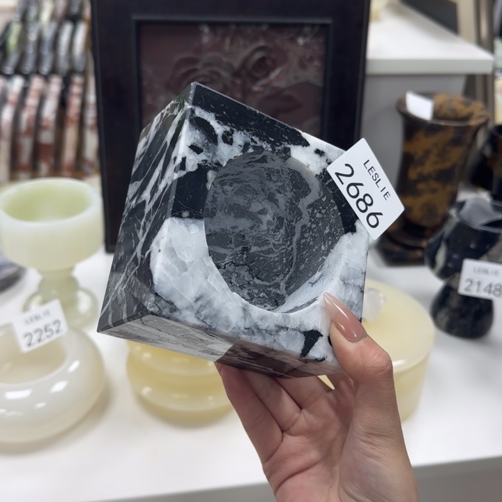 X2686.        罐蜡味道自选