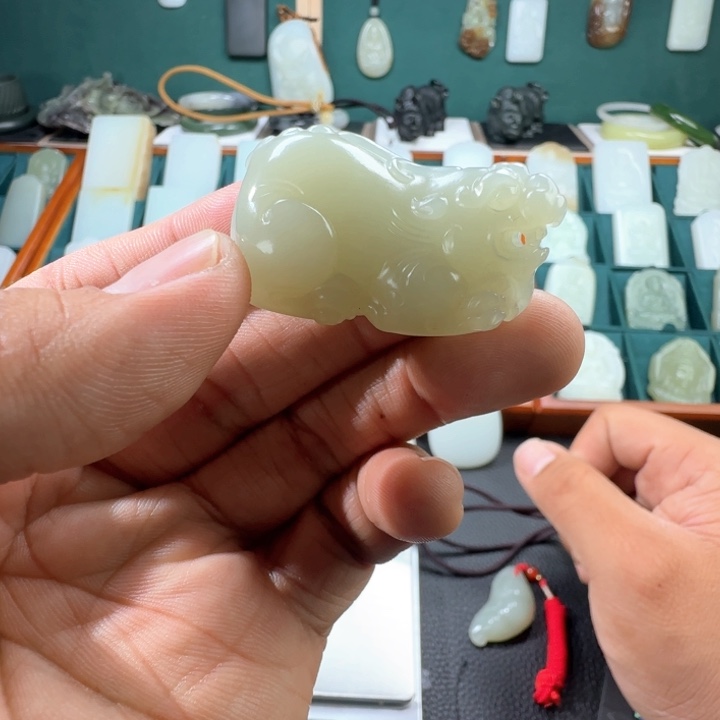 和田玉挂件未镶嵌