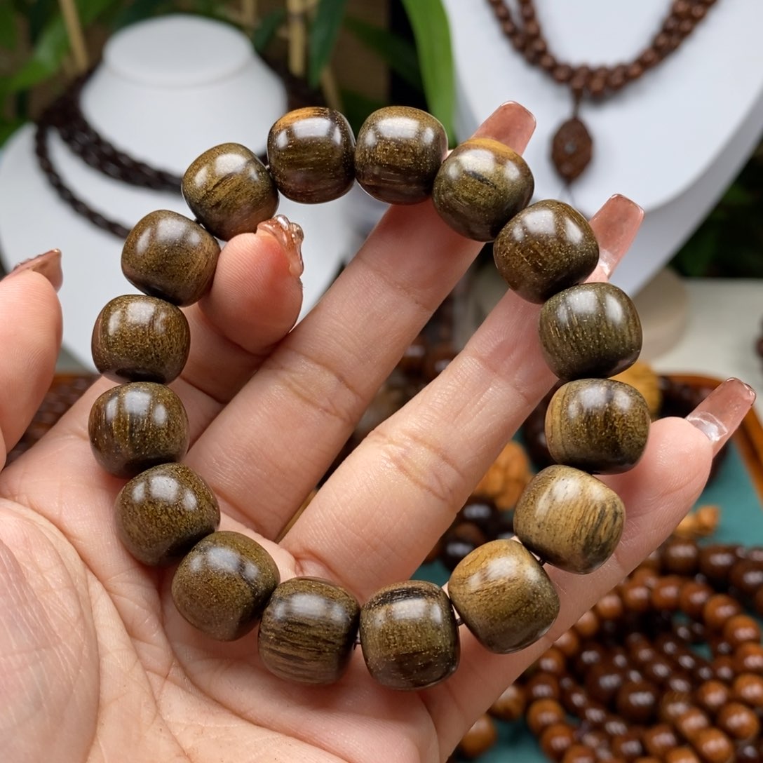 贡木手串/手链贡木1314绿料