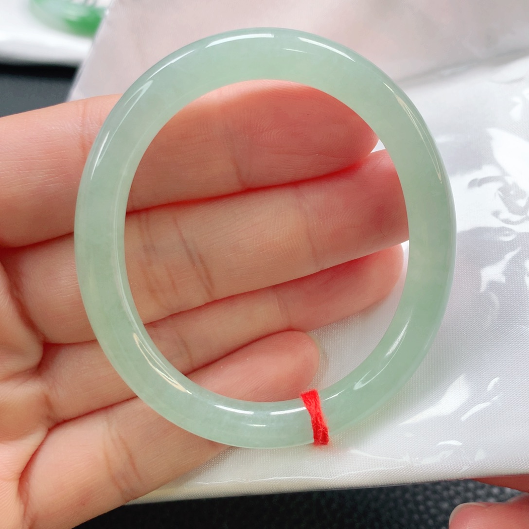 未镶嵌手镯翡翠50贵妃