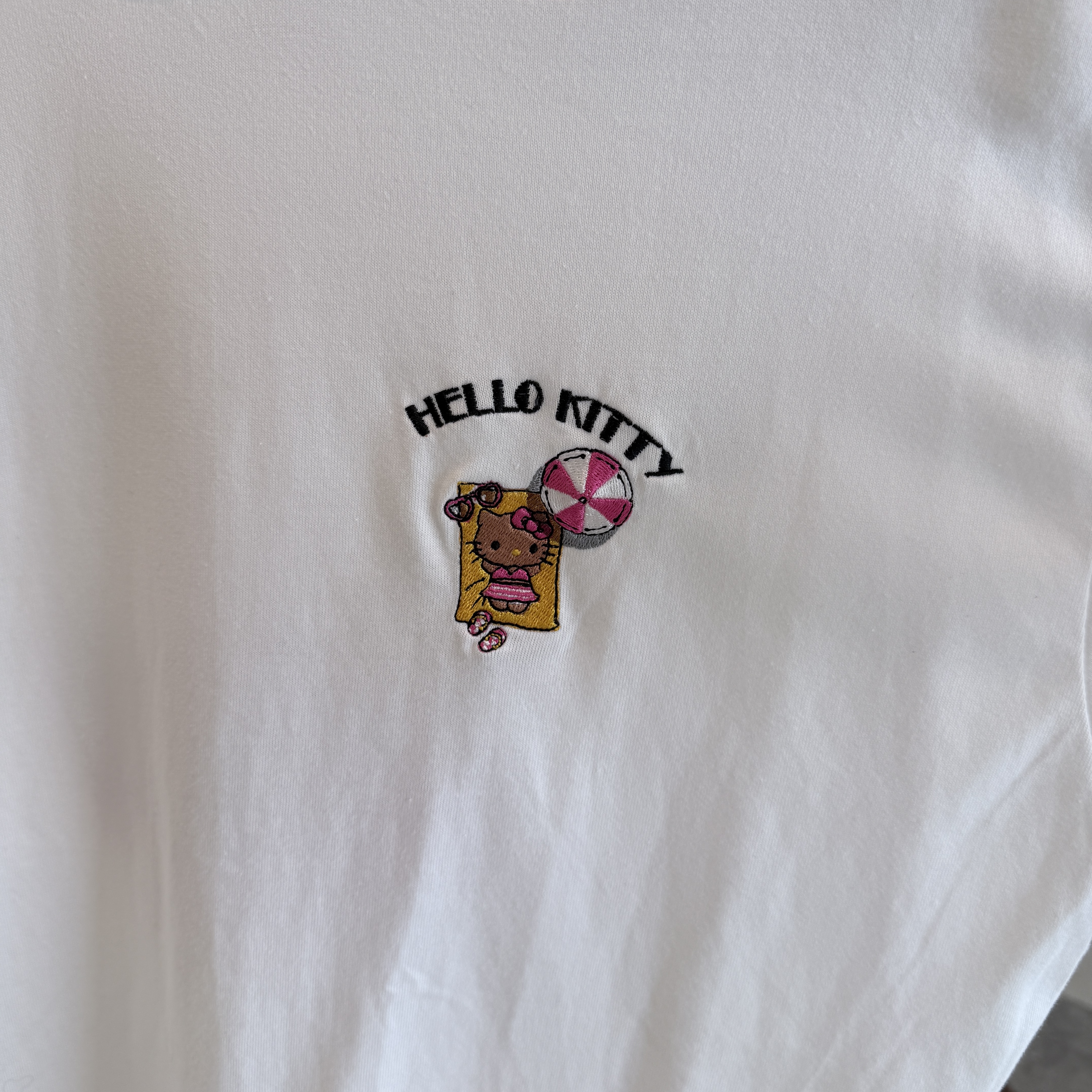 【东京限定】Hello Kitty 黑皮游泳池 泳圈Kitty 短袖 黑色短袖