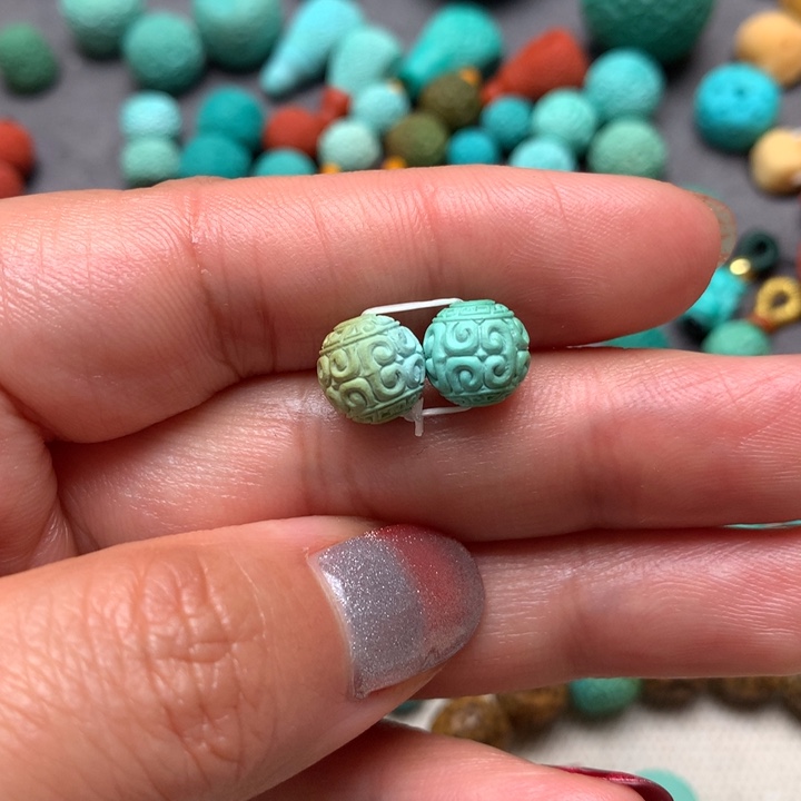 绿松石配饰未镶嵌