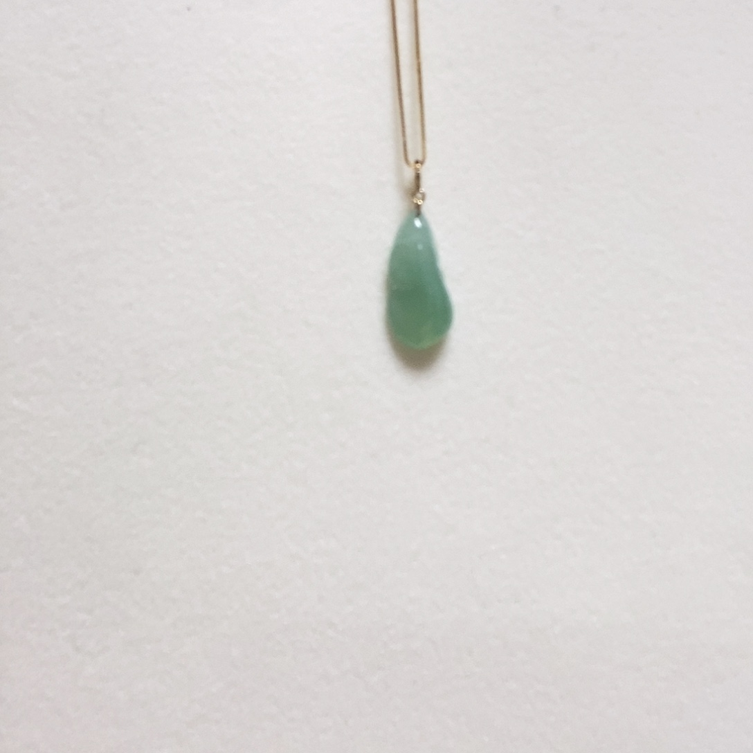 翡翠颈饰18K金镶嵌简单