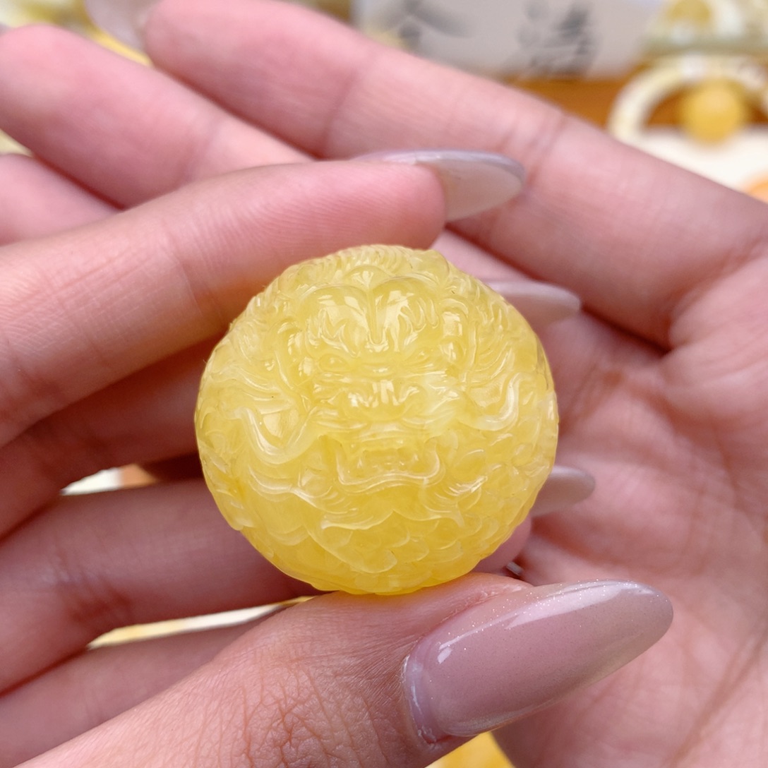 琥珀未镶嵌珠宝奇石32