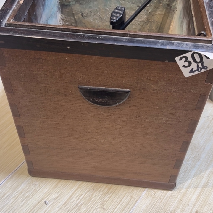 N***计木中古工艺品摆件