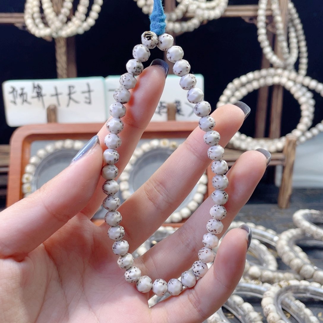 星月菩提吊坠画星月