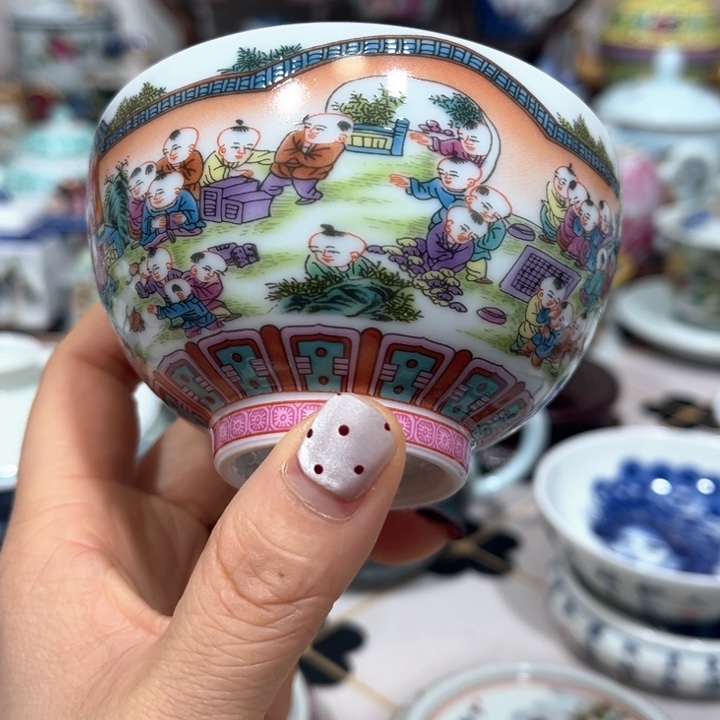 g f f g h h f f f g f f