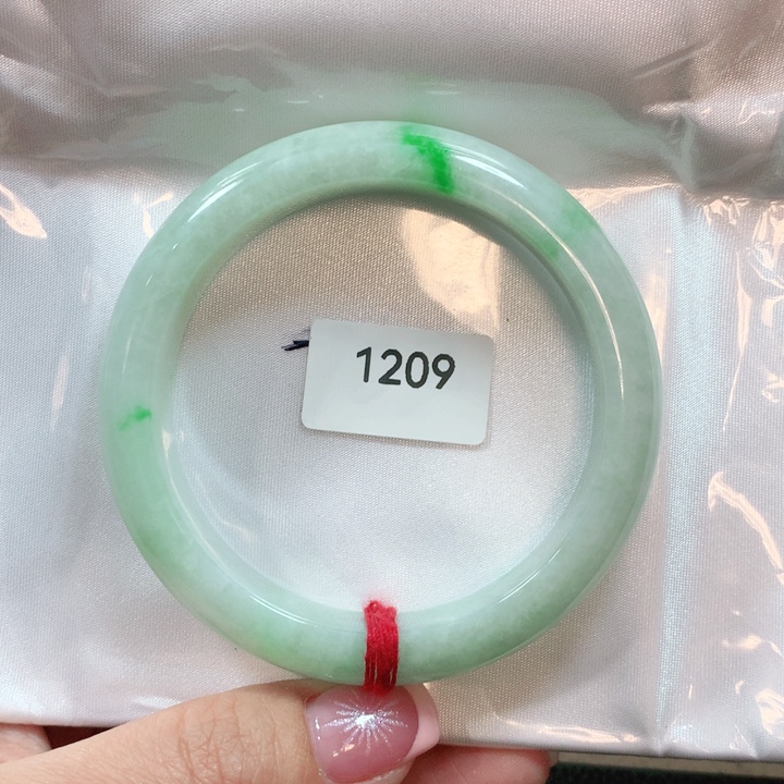 翡翠手镯未镶嵌天然翡翠手镯56