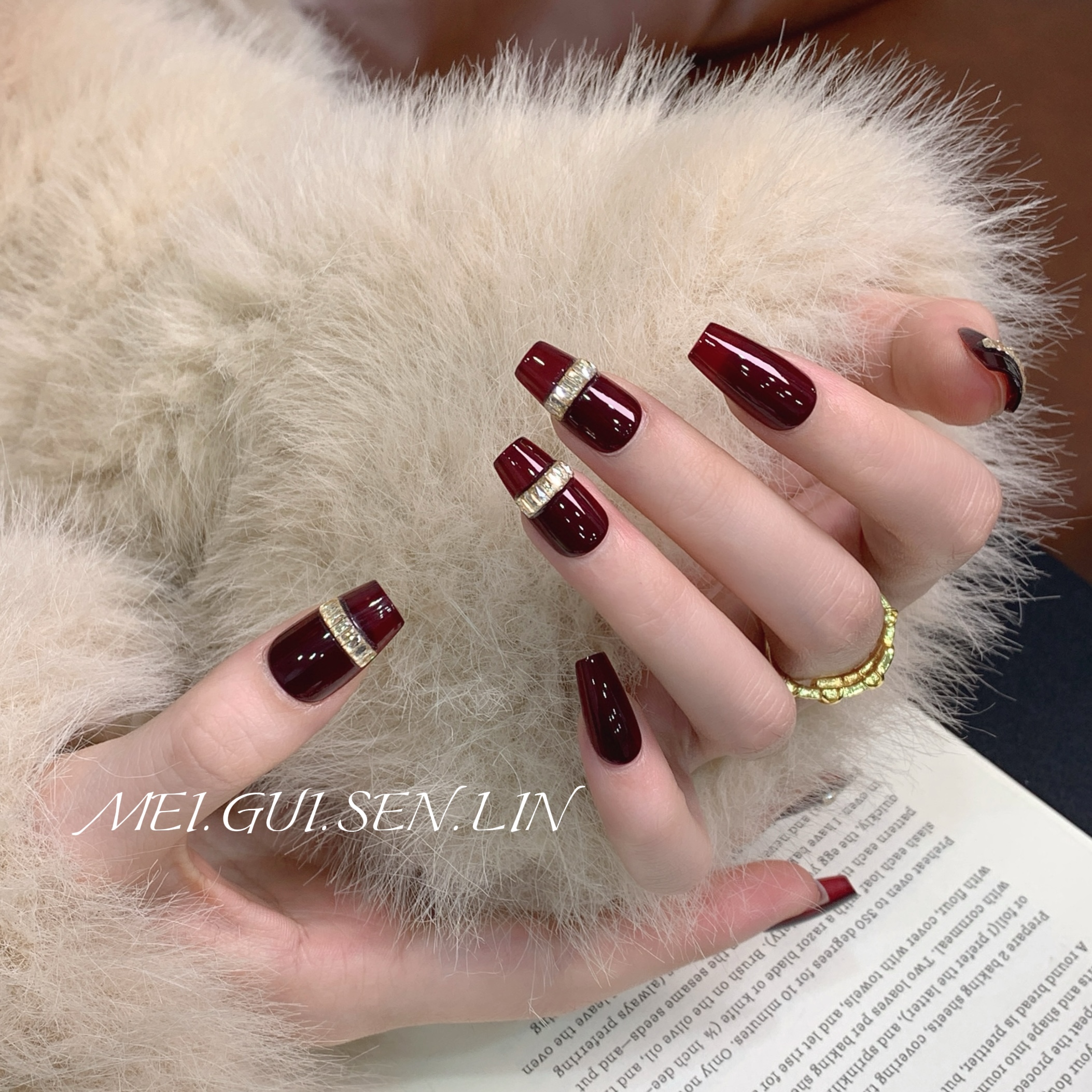 熔金 玫瑰森林显白高级酒红新年红简约贵气钻饰手工穿戴甲