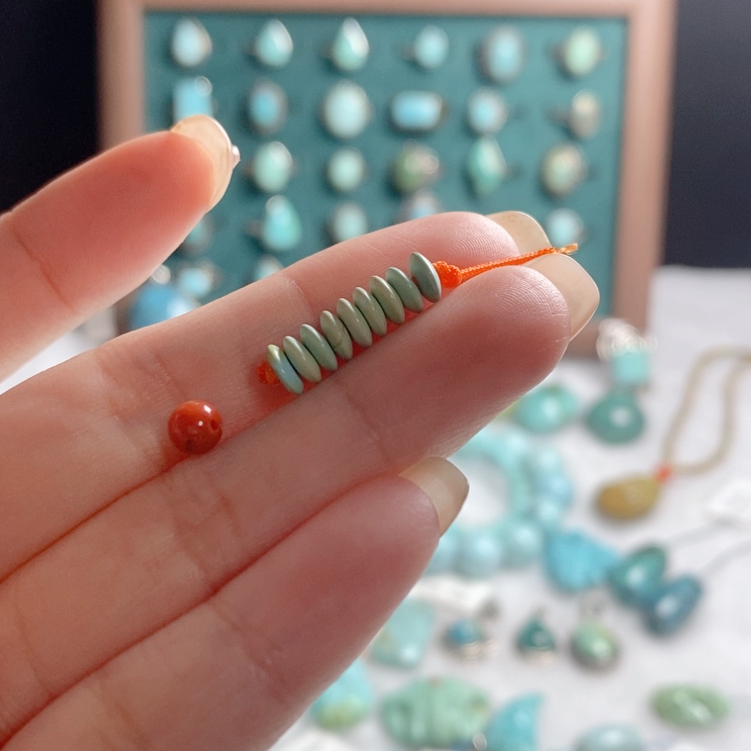 南红玛瑙颈饰未镶嵌