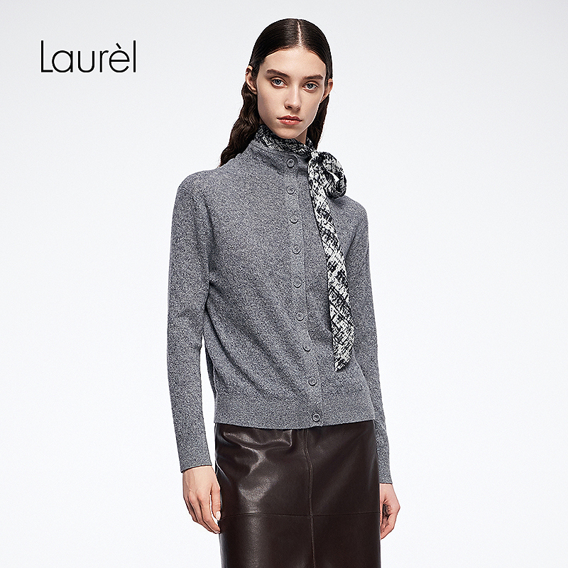 Laurel劳芮25秋新款镂空微高领直身开衫LWL364M08500