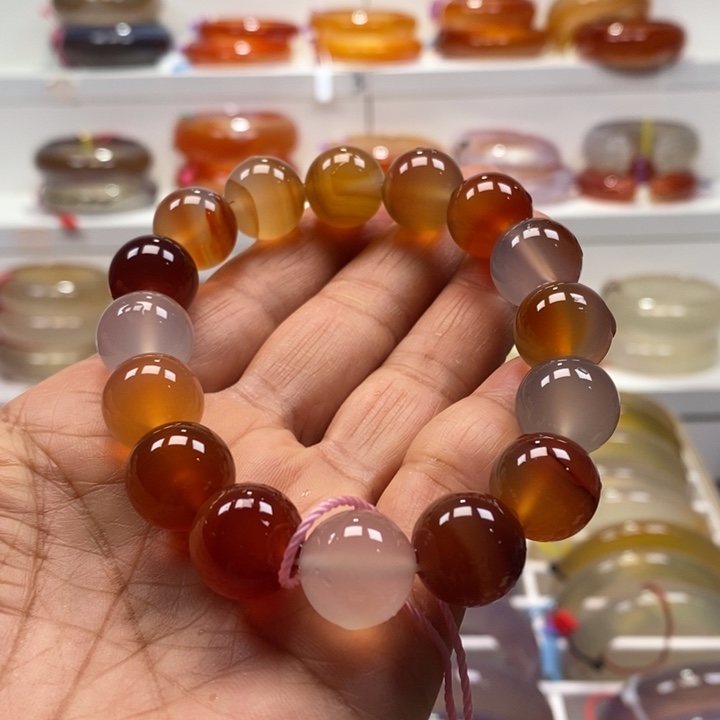 玛瑙/玉髓未镶嵌手链俏色