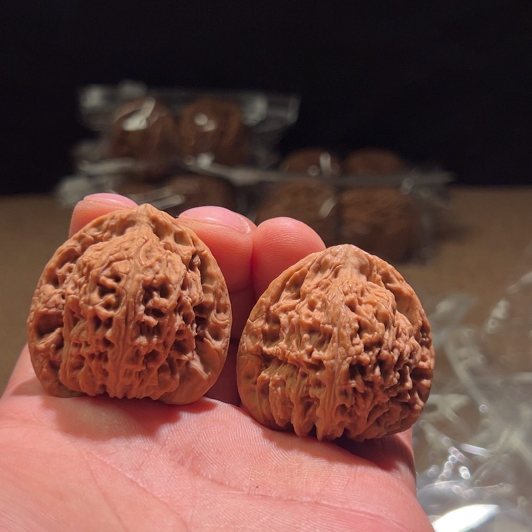 文玩核桃把件球****8南疆39.5