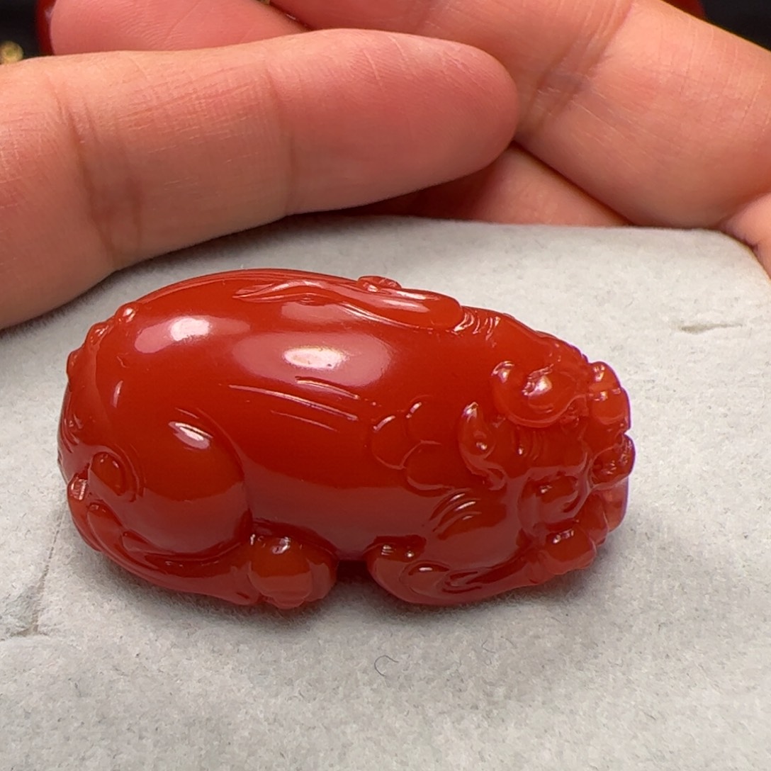 南红玛瑙吊坠未镶嵌
