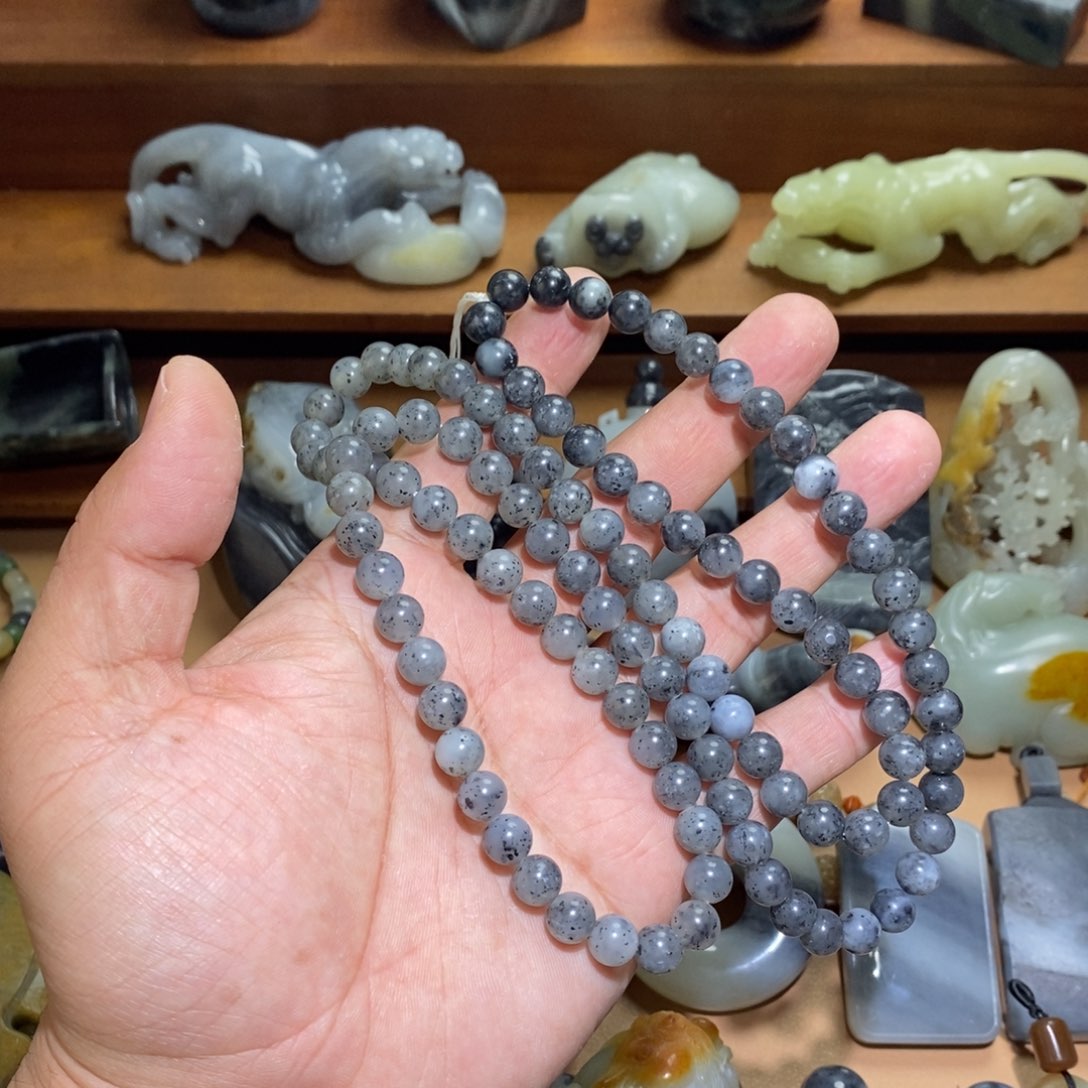 未镶嵌和田玉把件