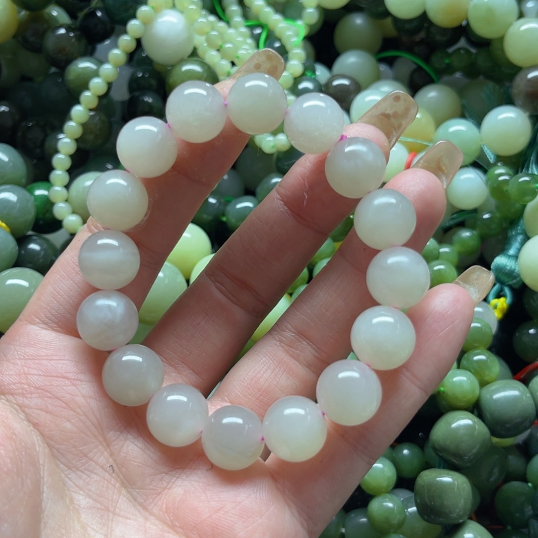 和田玉手链未镶嵌