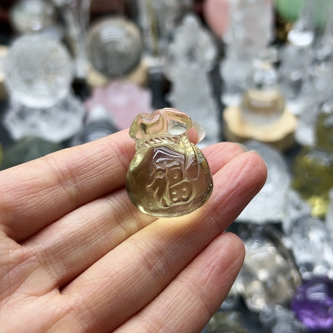 水晶吊坠未镶嵌吊坠