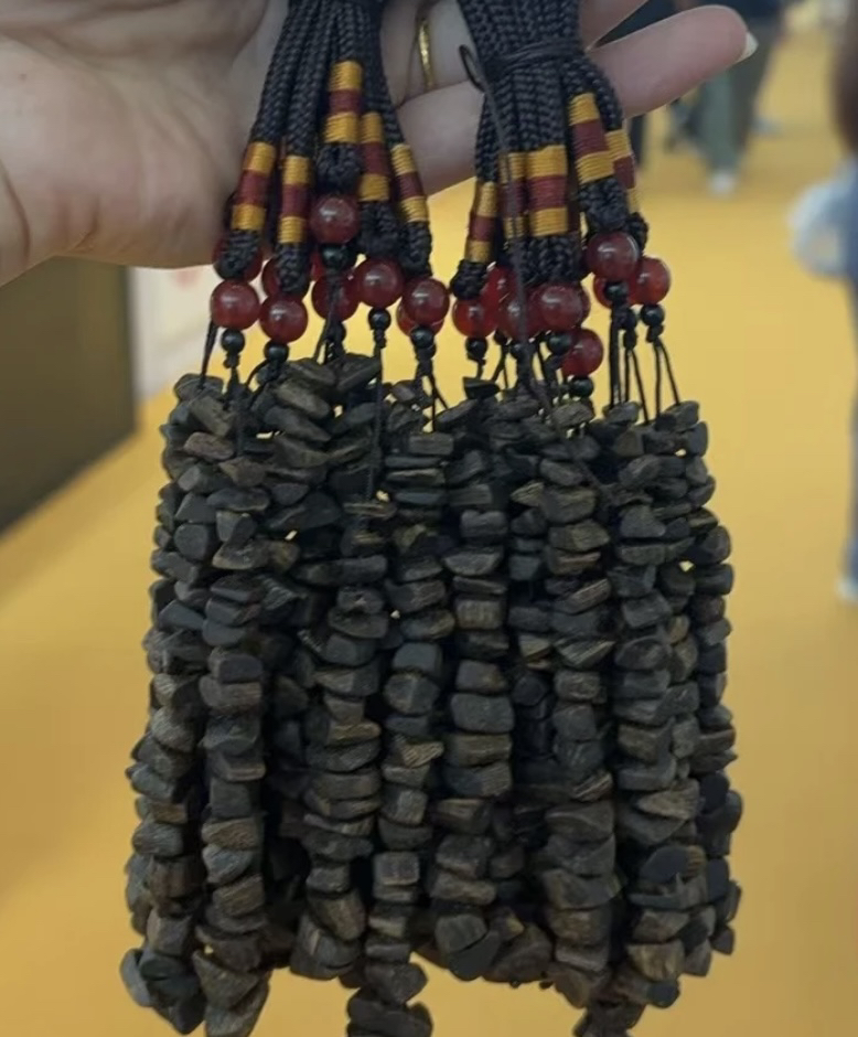 沉香满油奇楠沉香沉水级手串8克车挂拍一发一