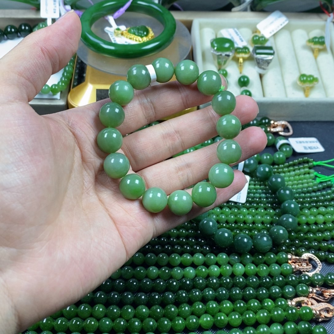 和田玉（碧玉）手串未镶嵌时**风