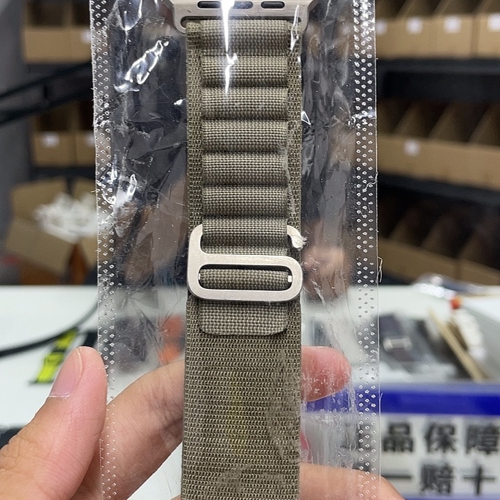 95新苹果原装高山回环表带橄榄色S码