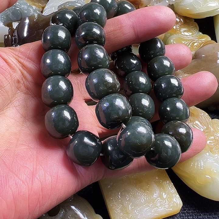 和田玉未镶嵌手链