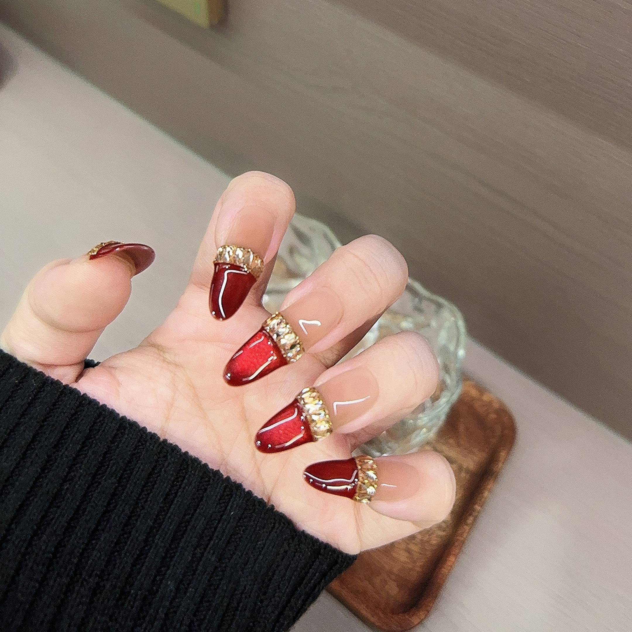 【八方来财】爆显白有气质！红色猫眼带钻简约精致纯手工穿戴甲甲片