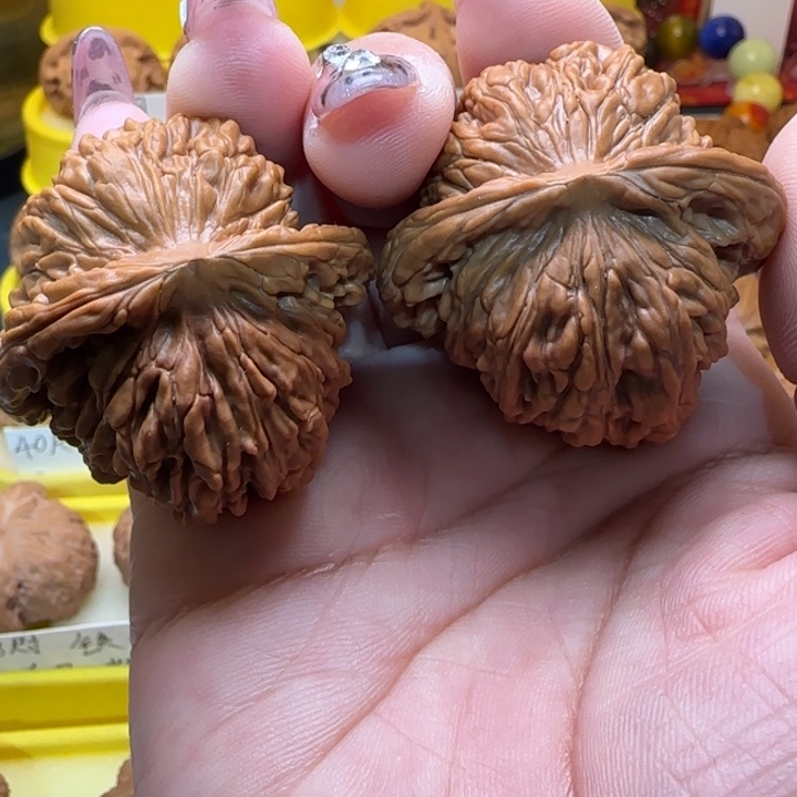 ?***犬弯弯核桃全品四座楼文玩核桃全品四座楼