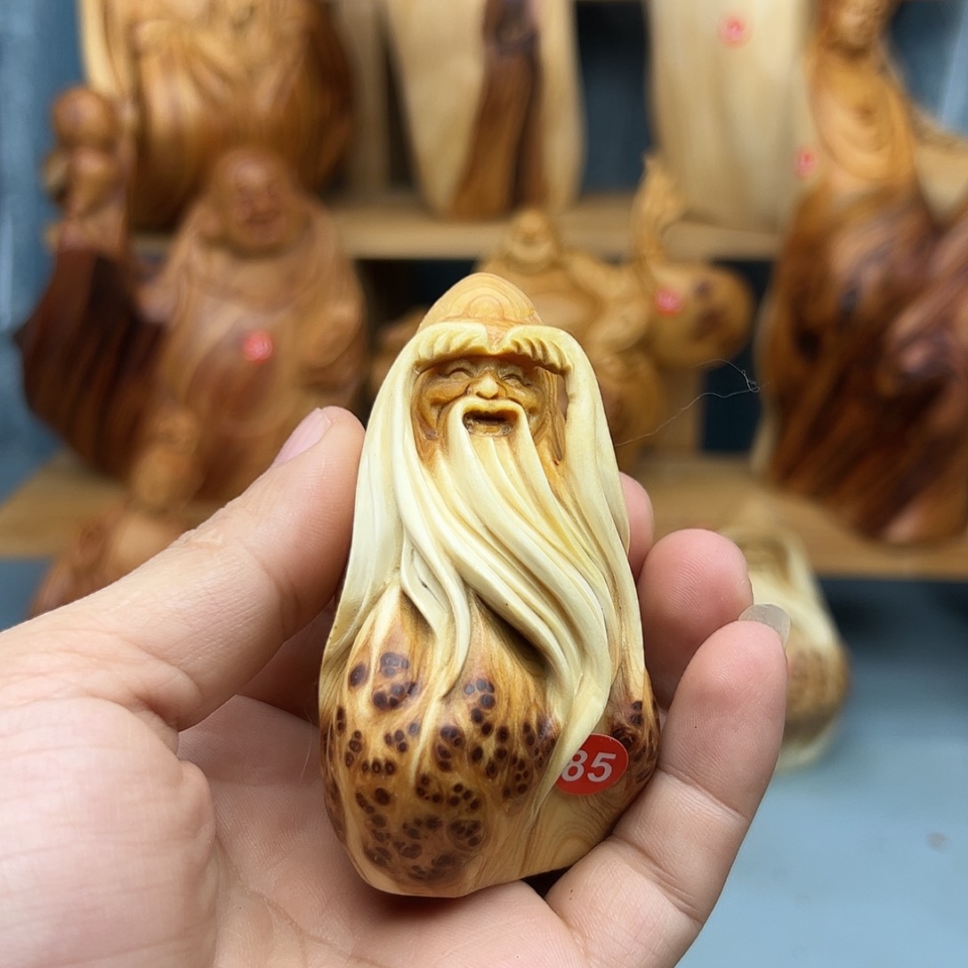 木B****k柏木摆件手把件