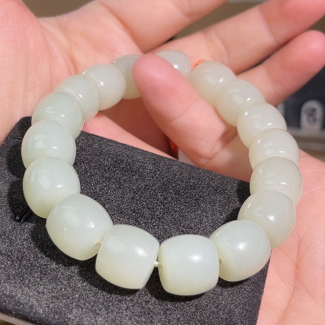 妥***滴手串未镶嵌和田玉