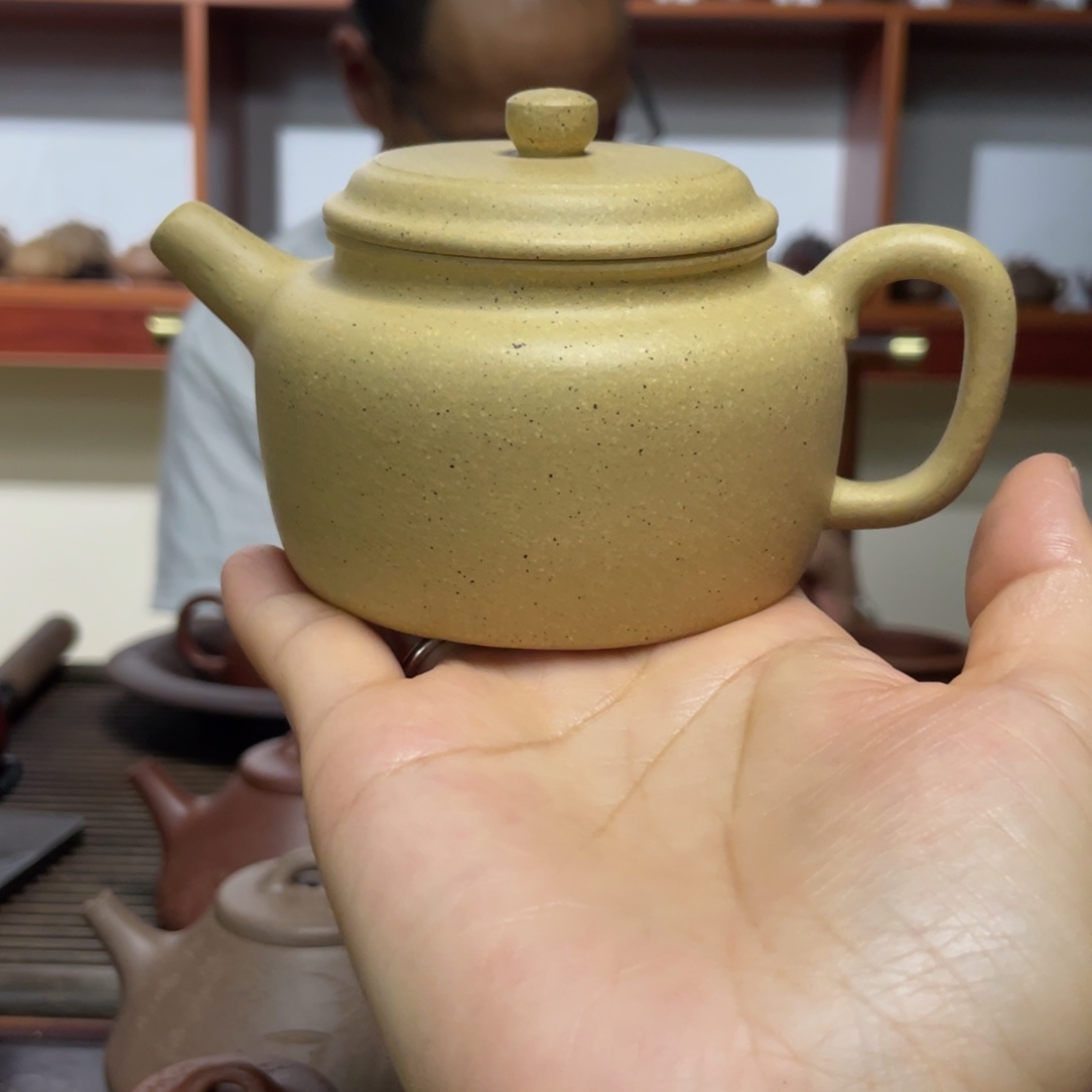 茶壶紫砂本绿德钟180CC（微瑕）