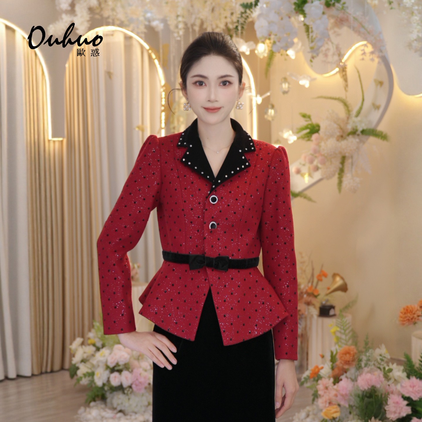 【米米定制】2025年秋冬新款显瘦减龄修身设计感上衣外套OHNAI11088