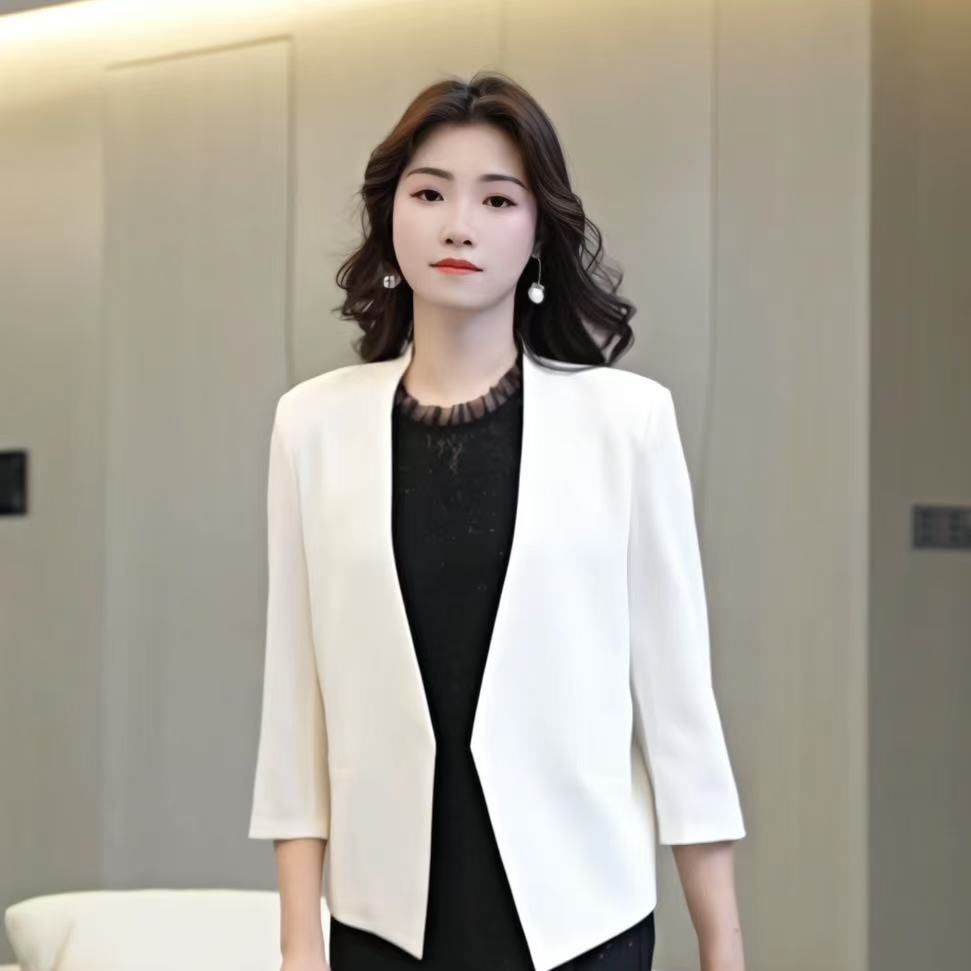 春季新款百搭小西装外套Q25AW2104
