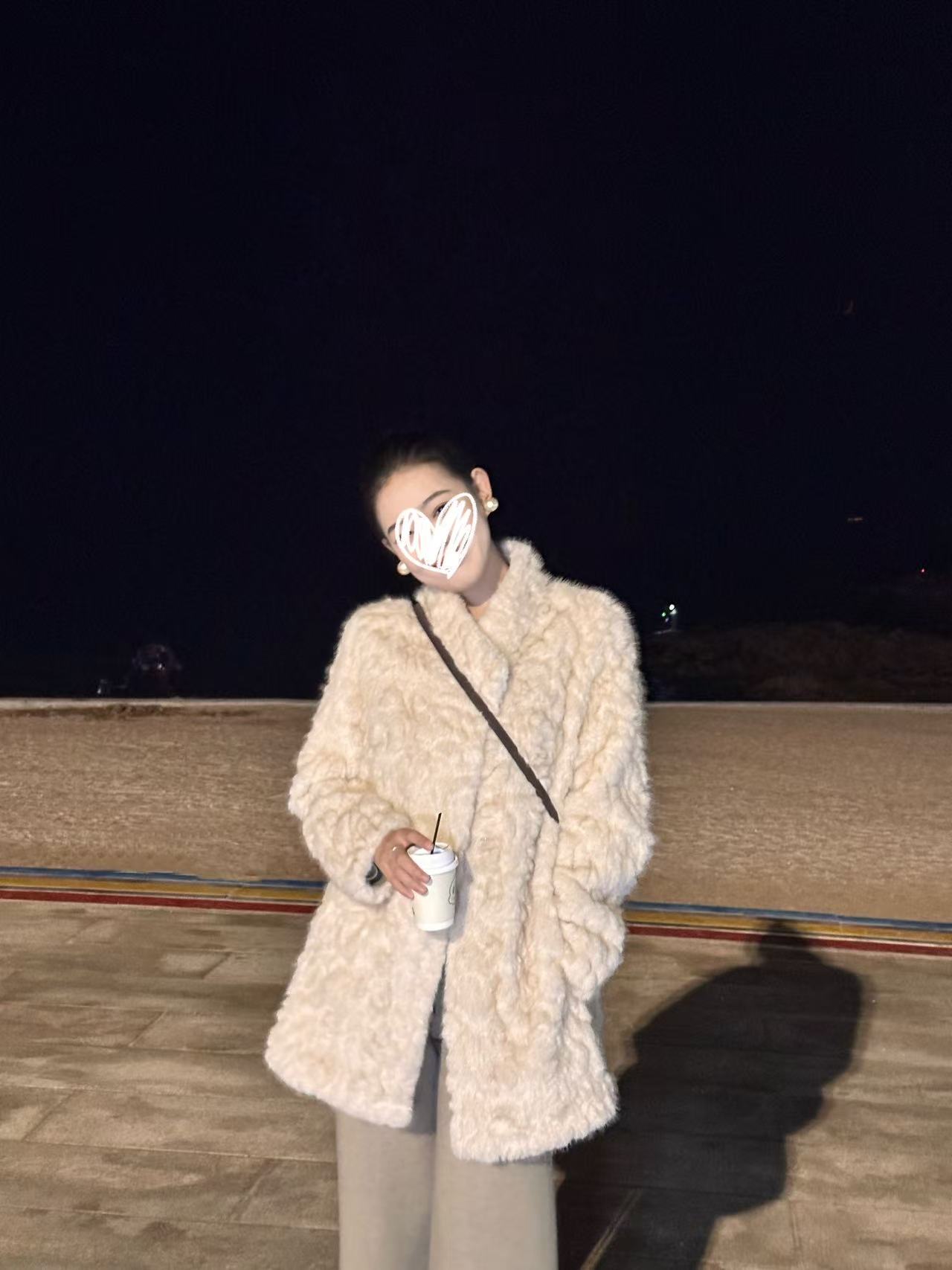 2025冬季新款中长款环保小湖羊韩系高级感立领保暖毛毛外套