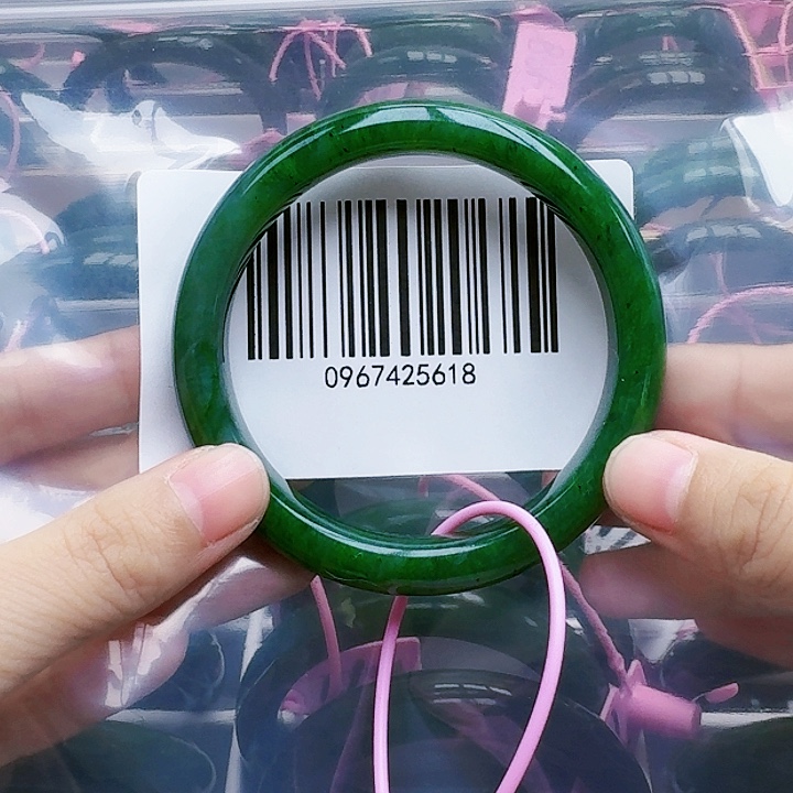 和田玉（碧玉）手镯未镶嵌59微瑕