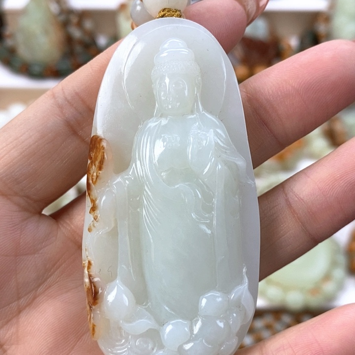 【闪购商品】透闪石质玉颈饰未镶嵌