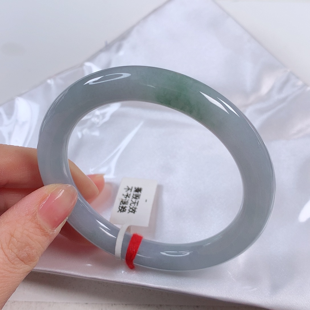 翡翠手镯未镶嵌  圆条①①⑤