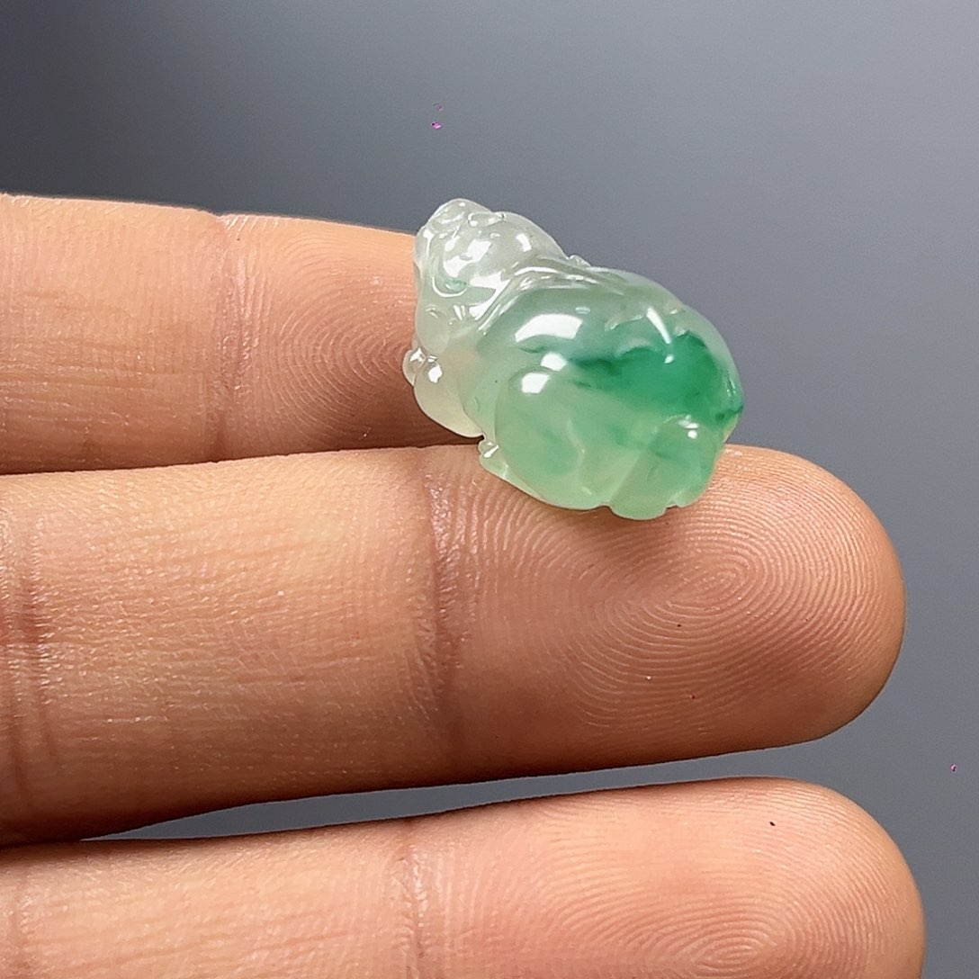 石英质玉未镶嵌吊坠(赠链)非洲翠