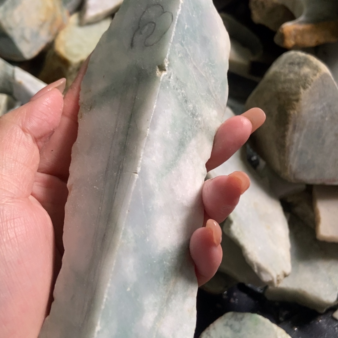 翡翠未镶嵌挂件天然翡翠