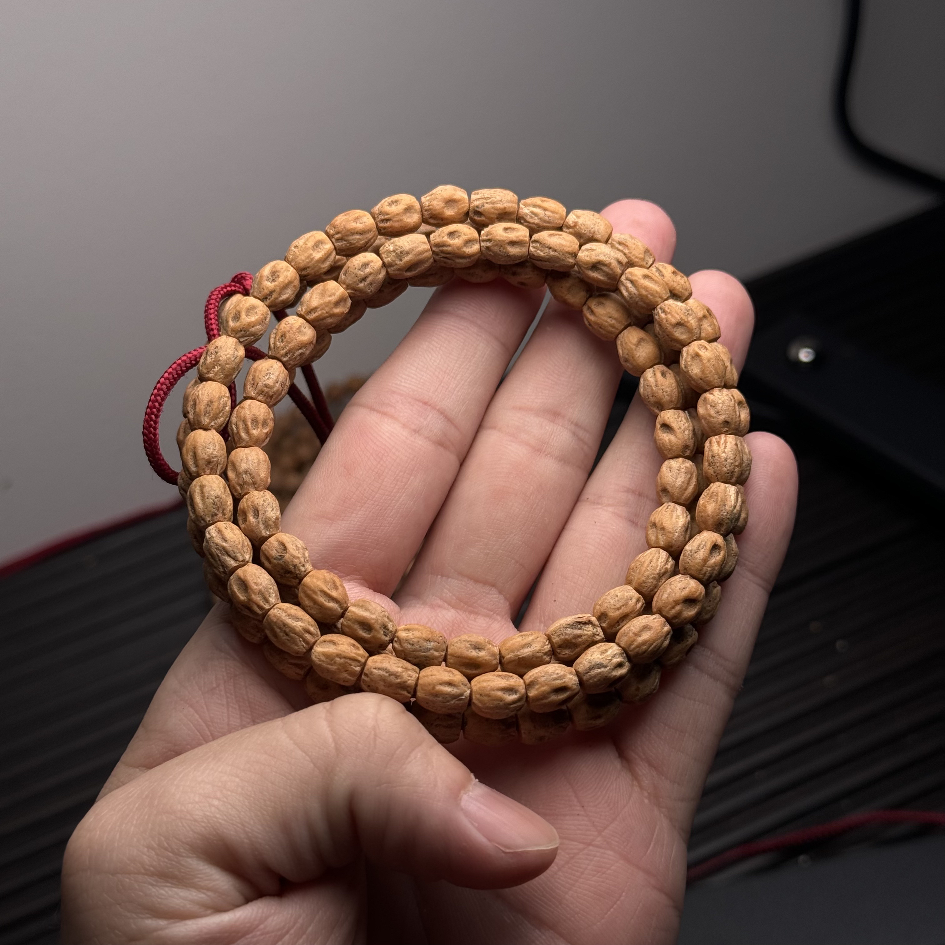 热振柏香籽高桩小胶囊