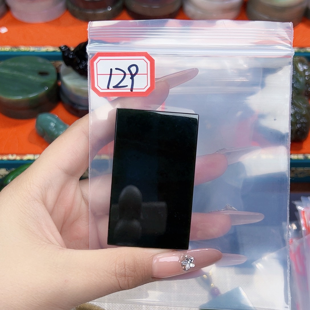 和田玉珠宝半成品未镶嵌